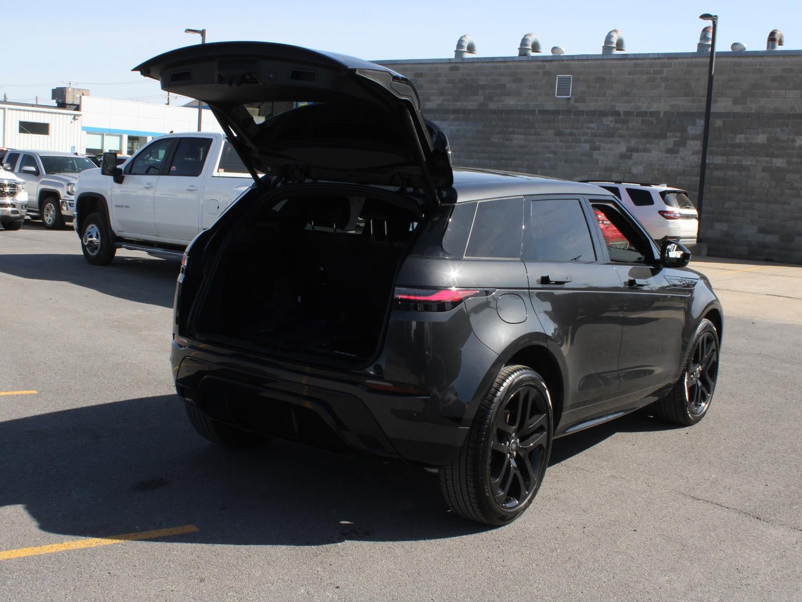 Used 2024 Land Rover Range Rover Evoque Dynamic SE AWD/4WD image 7