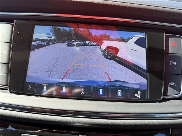 Used 2021 Buick Enclave Avenir w/ Avenir Technology Package image 22