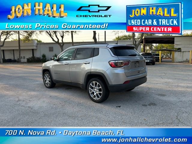 Used 2022 Jeep Compass Latitude image 5