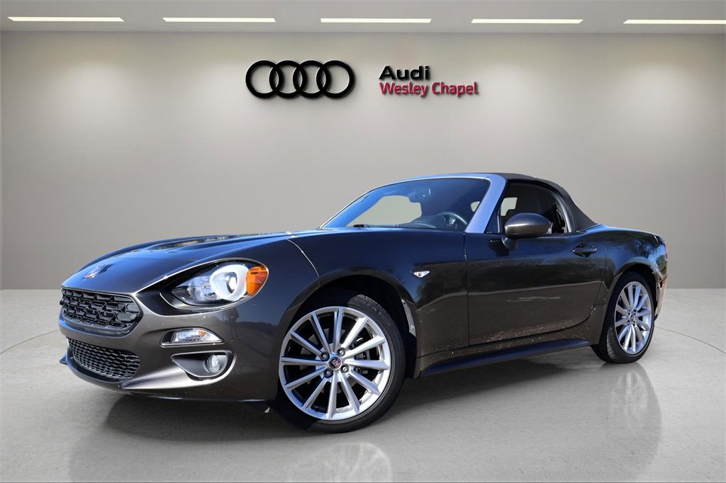 Used 2019 FIAT 124 Spider Lusso w/ Convenience Group image 1