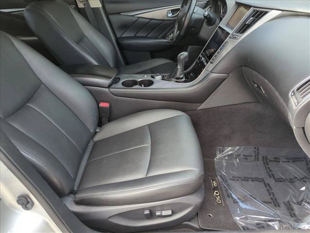Used 2016 INFINITI Q50 3.0t Premium w/ 3.0T Premium Plus Package AWD/4WD image 22