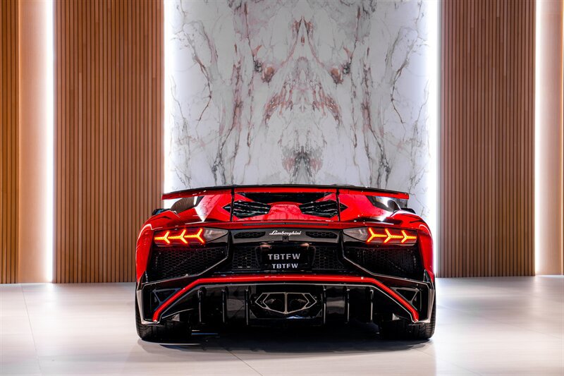 Used 2017 Lamborghini Aventador LP 750-4 Superveloce AWD/4WD image 9