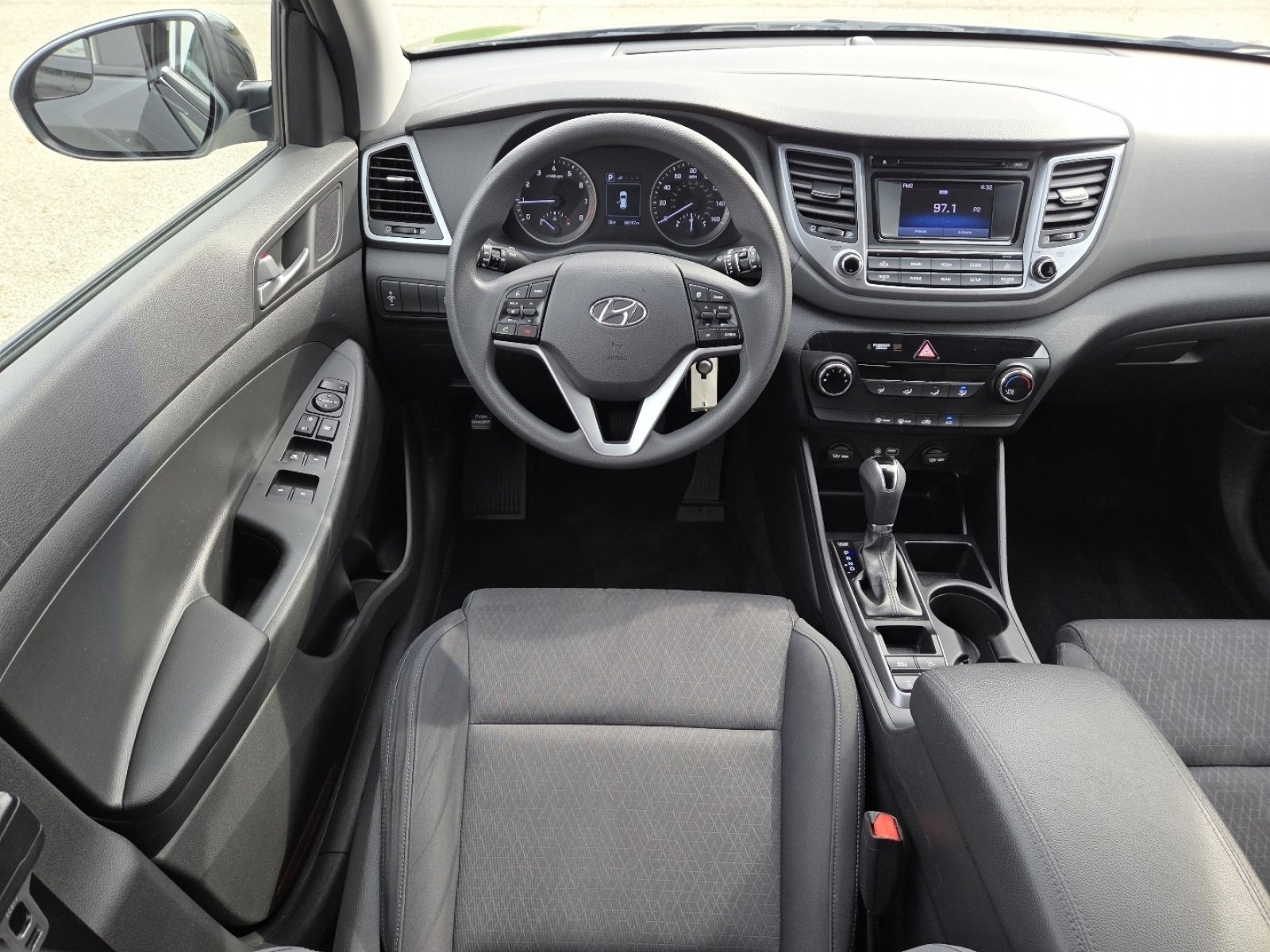 Used 2017 Hyundai Tucson SE image 22