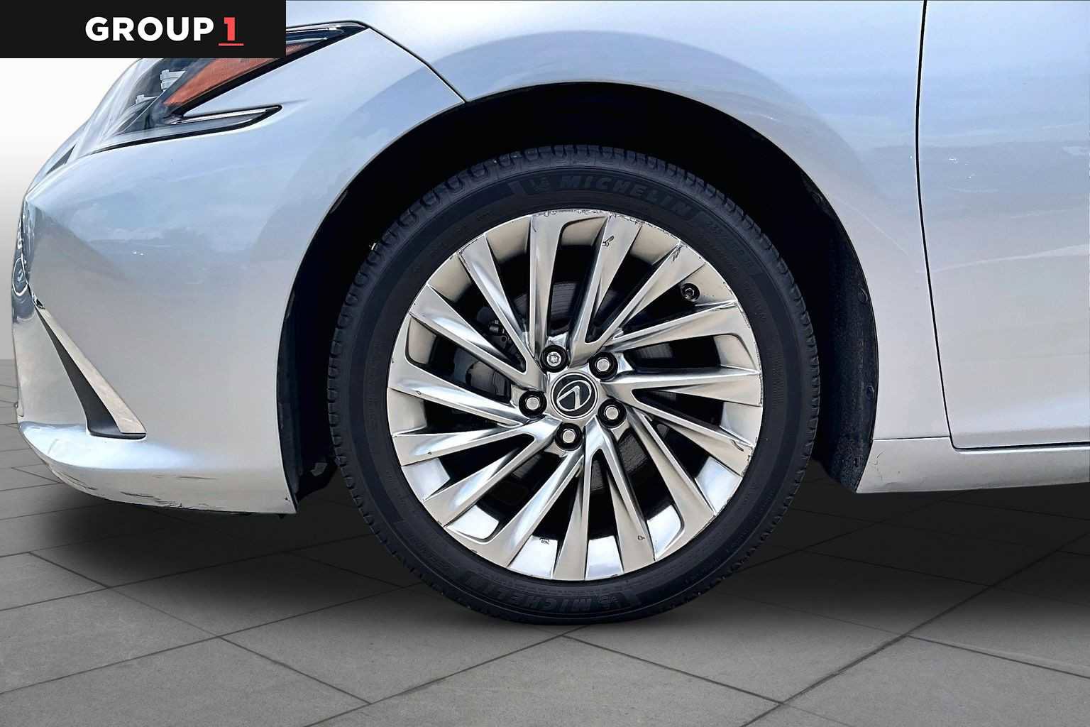Certified 2022 Lexus ES 350 w/ Luxury Package FWD image 9