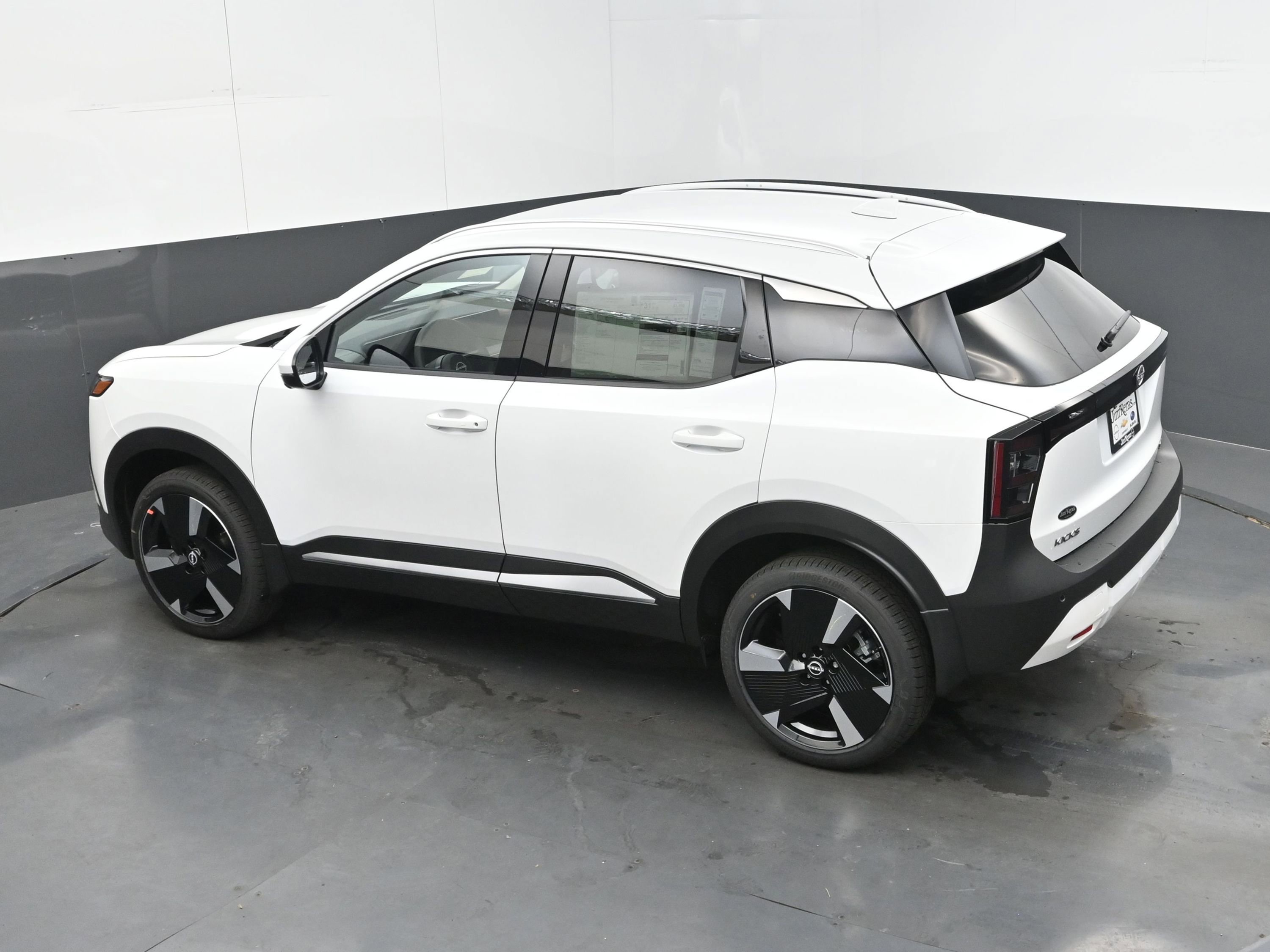 New 2025 Nissan Kicks SR image 34