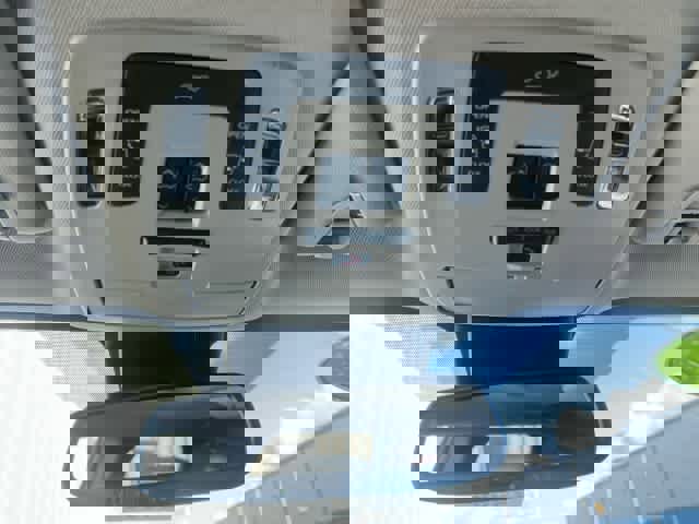 Used 2025 Toyota Sienna XLE w/ XLE Plus Package image 32