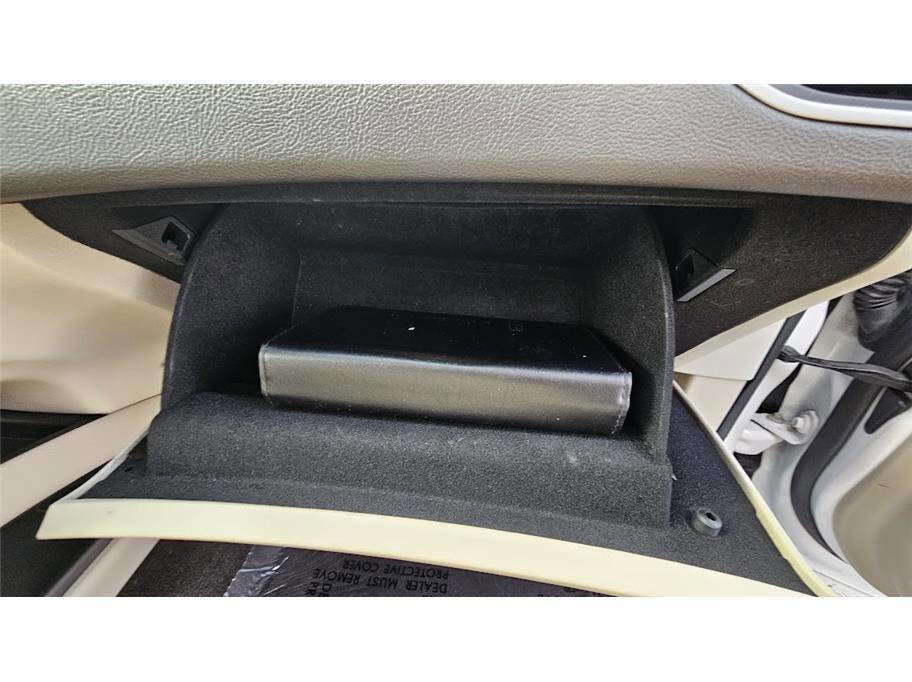 Used 2018 Lincoln MKZ Reserve image 28