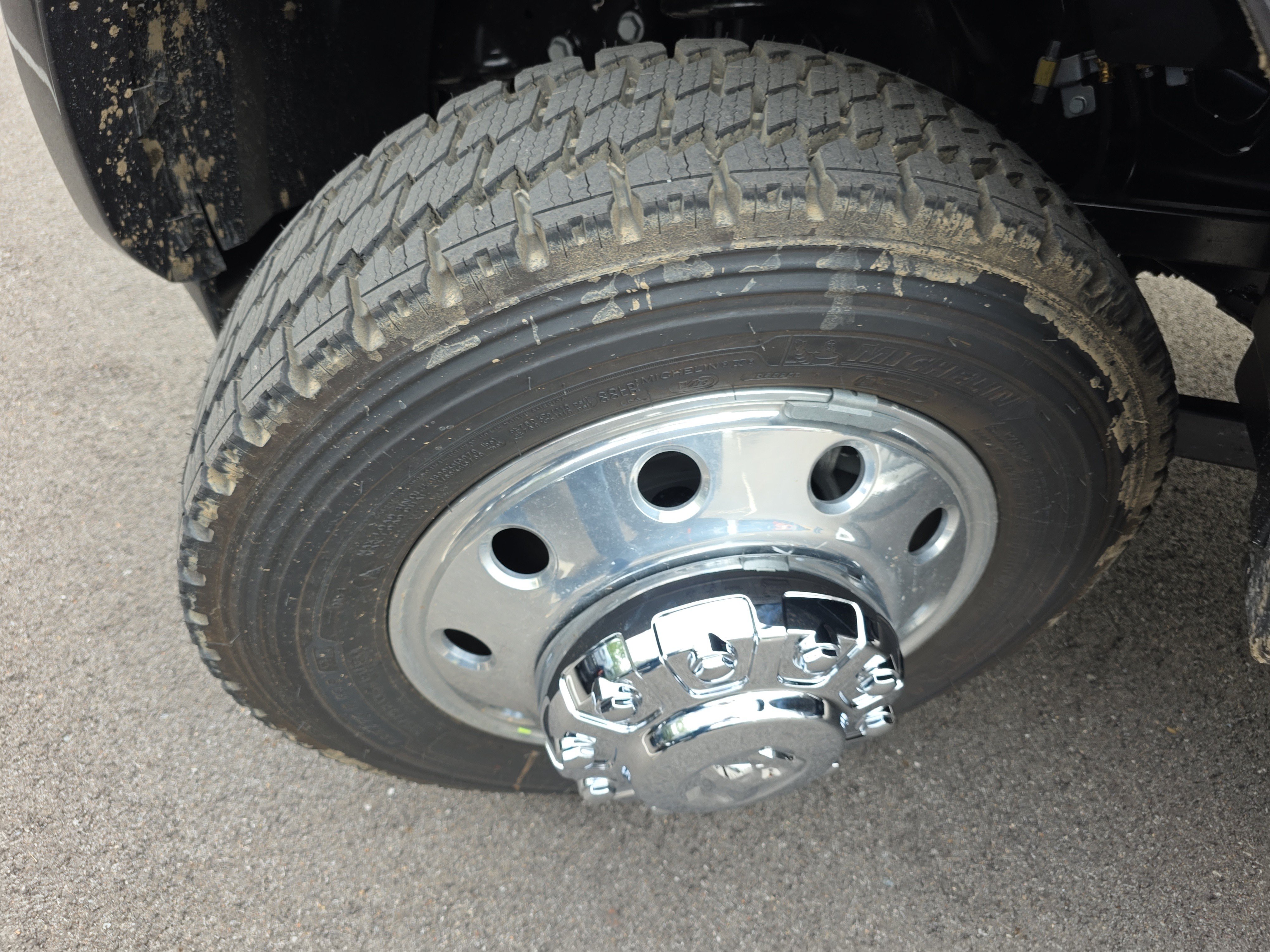New 2027 RAM 5500 4x4 Crew Cab image 40
