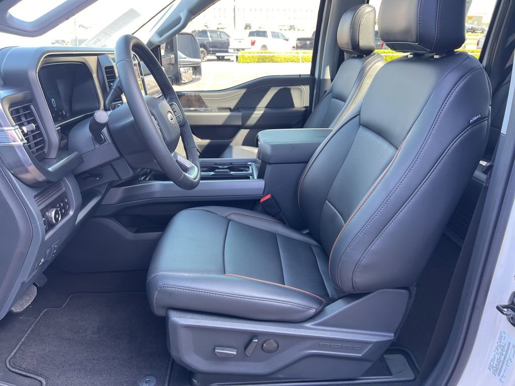 New 2026 Ford F250 Lariat w/ Black Appearance Package image 16