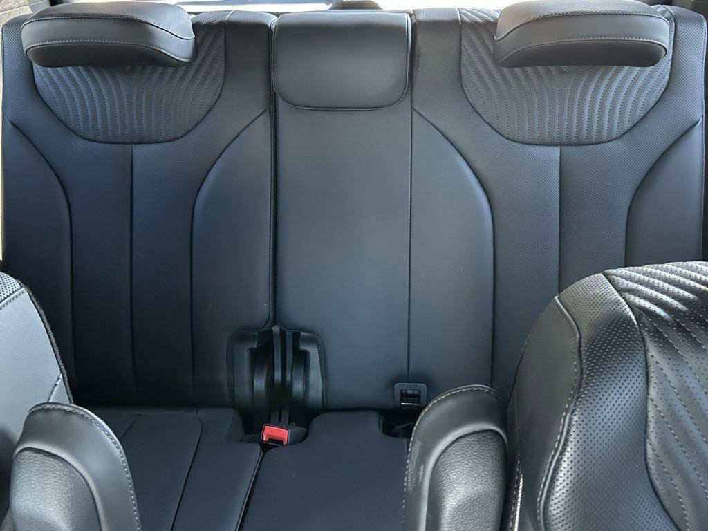 Used 2025 Hyundai Palisade Calligraphy image 20