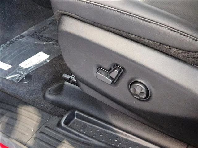 New 2025 Chrysler Pacifica Select w/ Fav Edition Package image 4