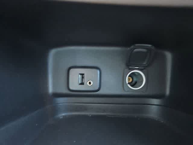 Used 2018 Chevrolet Equinox LT FWD image 52