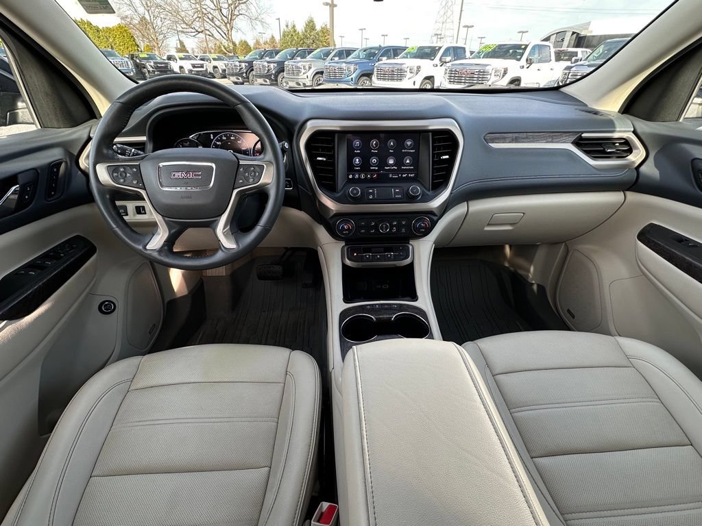 Certified 2021 GMC Acadia Denali w/ Denali Ultimate Package AWD/4WD image 28