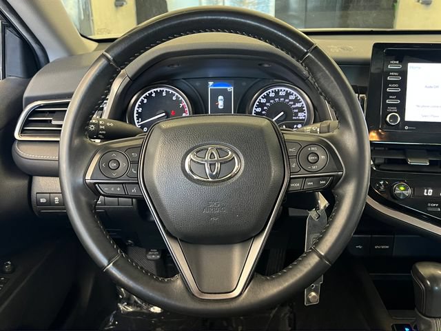 Used 2022 Toyota Camry SE FWD image 34