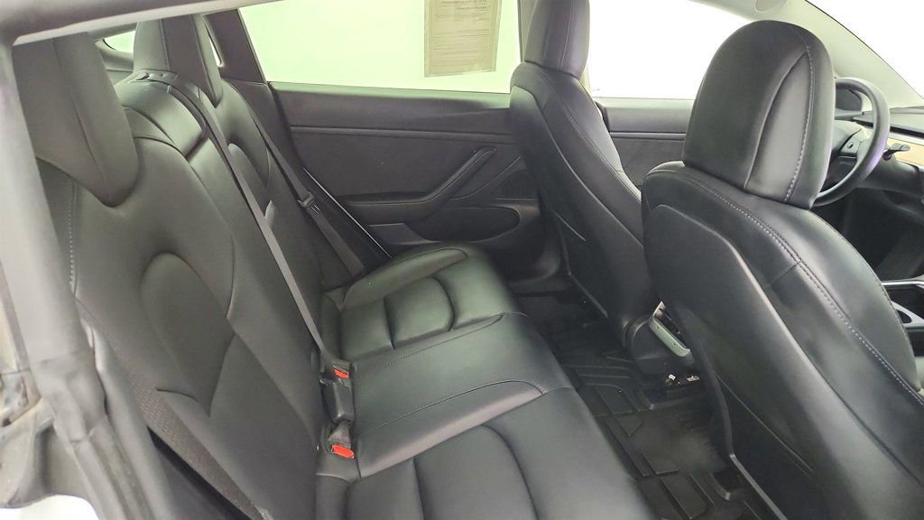 Used 2021 Tesla Model 3 Standard Range Plus RWD image 26