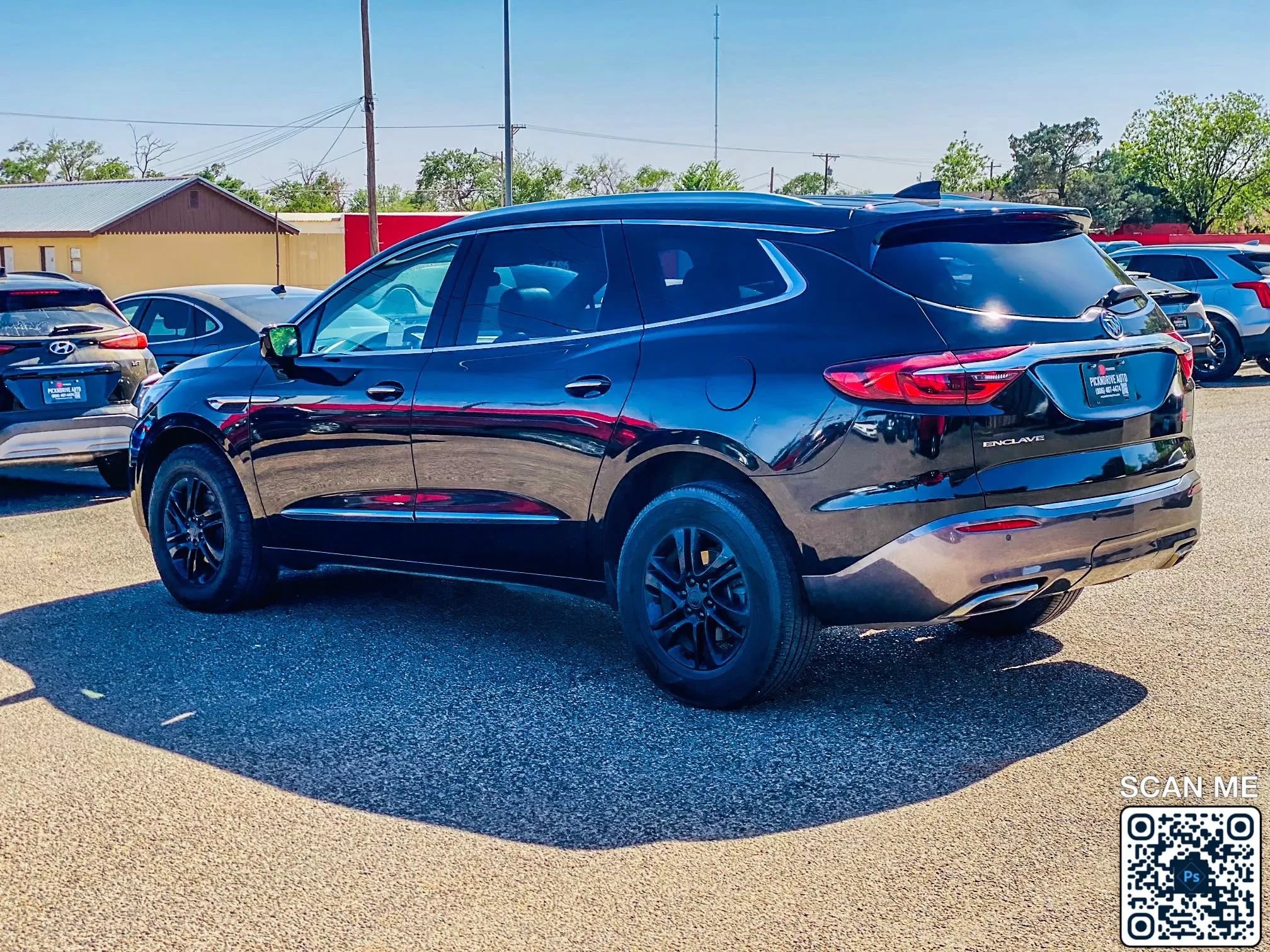 Used 2021 Buick Enclave Essence w/ Sound and Sites Package FWD image 6