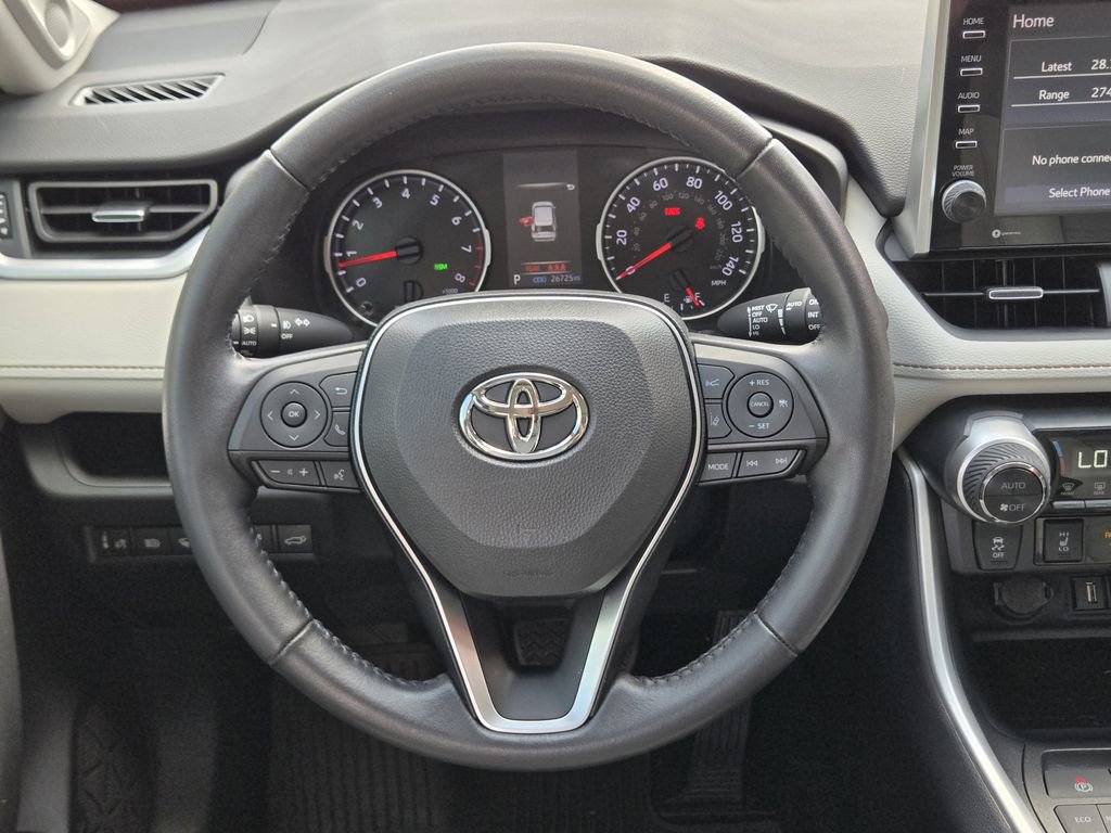 Used 2022 Toyota RAV4 XLE Premium image 21