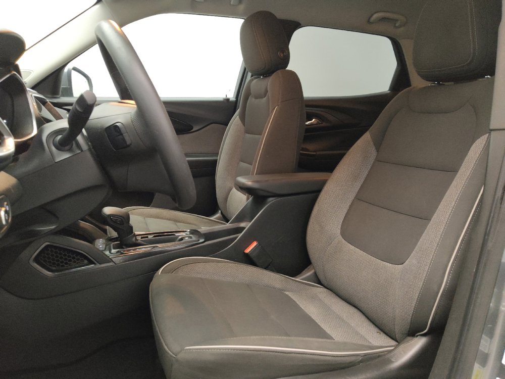 Used 2021 Chevrolet TrailBlazer LT w/ Convenience Package FWD image 17