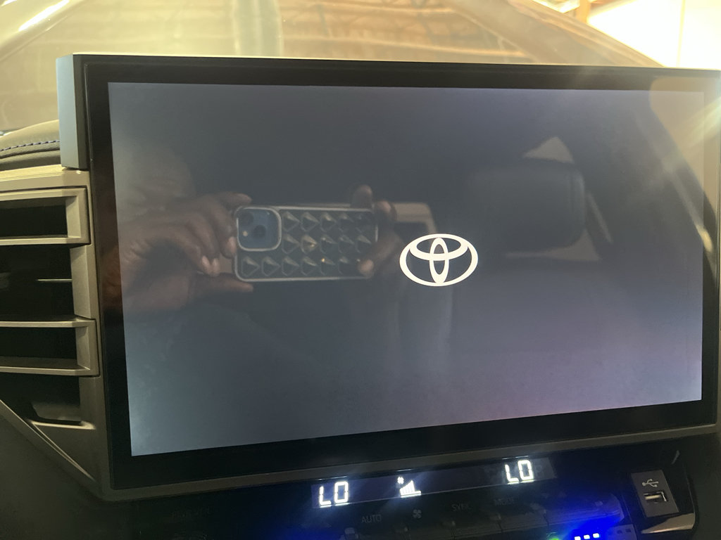 Used 2026 Toyota Tundra Platinum AWD/4WD image 33