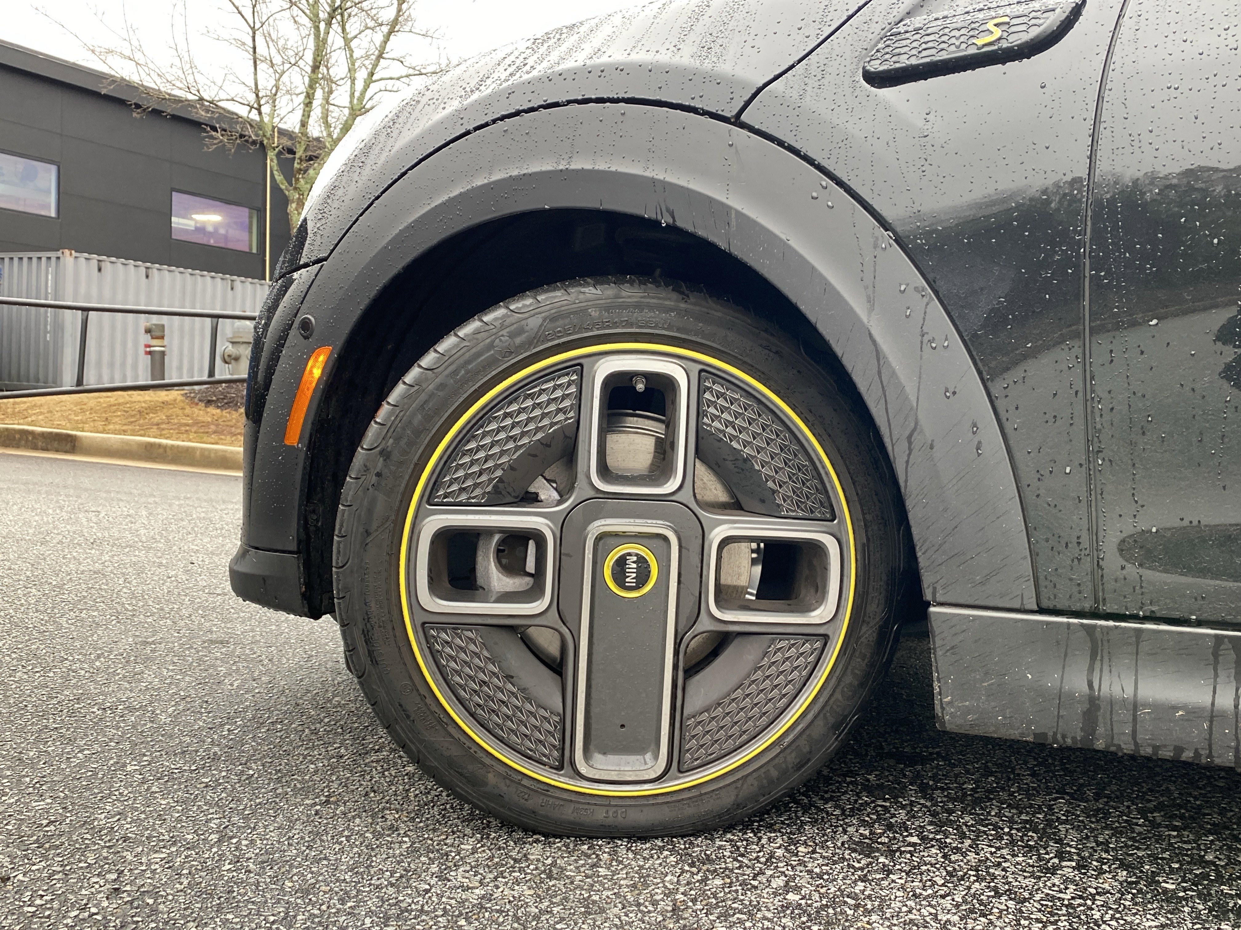 Certified 2024 MINI Cooper SE image 16