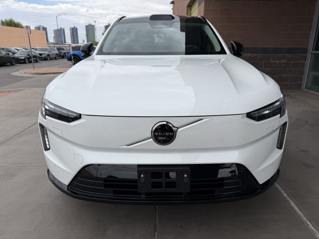 Used 2025 Volvo EX90 Plus AWD/4WD image 10