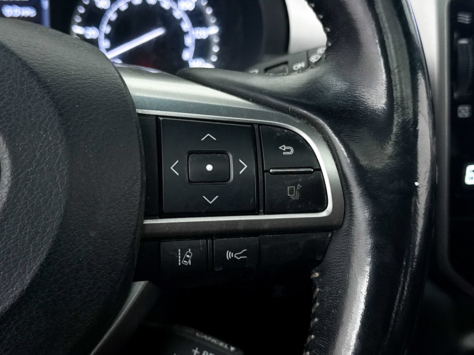 Used 2022 Lexus GX 460 Premium w/ Premium Package AWD/4WD image 36