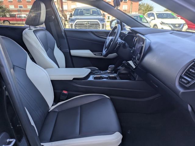 Used 2023 Lexus NX 350 AWD image 32