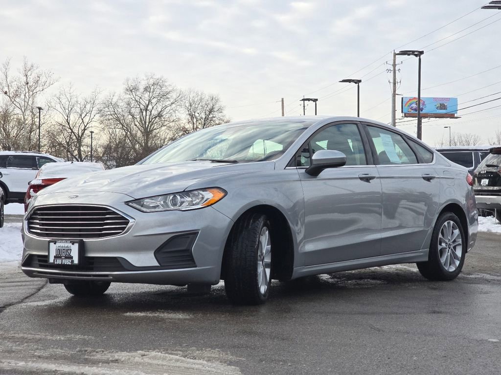 Used 2020 Ford Fusion SE image 10