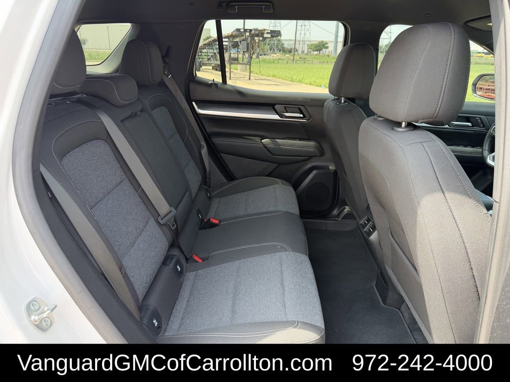 Used 2025 GMC Terrain Elevation w/ Technology Package II AWD/4WD image 31