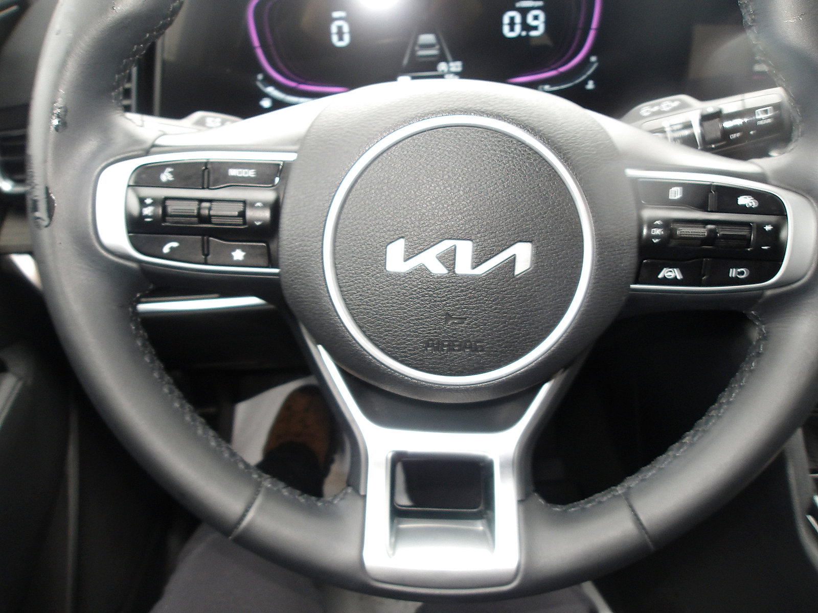 Used 2025 Kia Sportage X-Line w/ Premium Package image 17