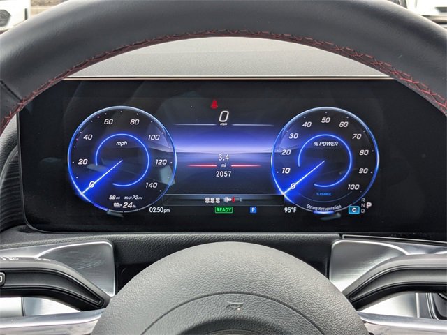 Used 2025 Mercedes-Benz EQB 250+ image 33
