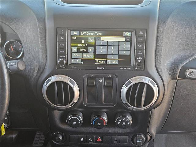 Used 2015 Jeep Wrangler Rubicon w/ Power Convenience Group image 10