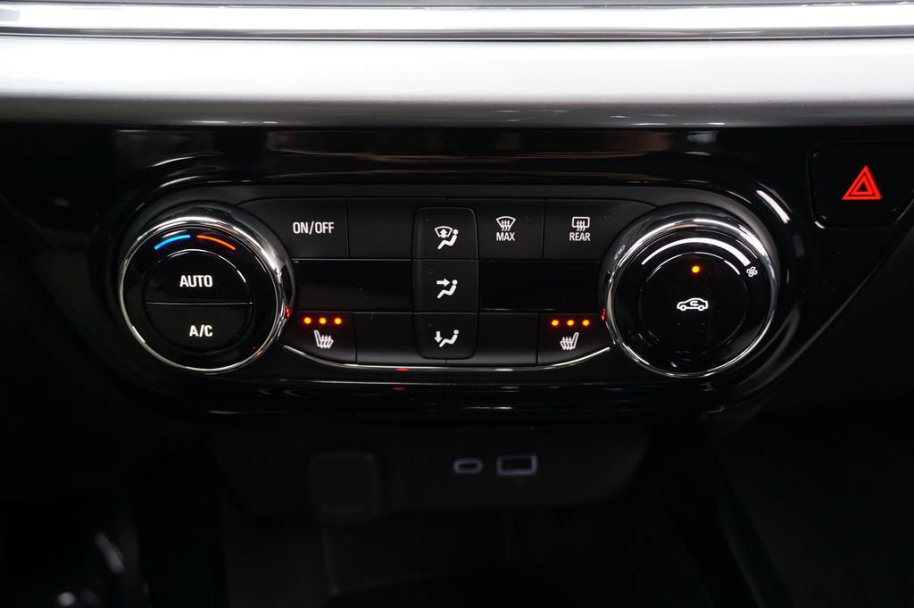 New 2026 Chevrolet Trax LT image 15