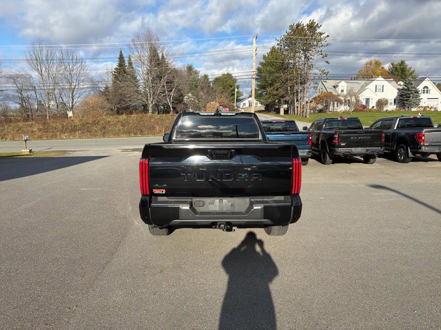 Used 2023 Toyota Tundra Platinum image 3