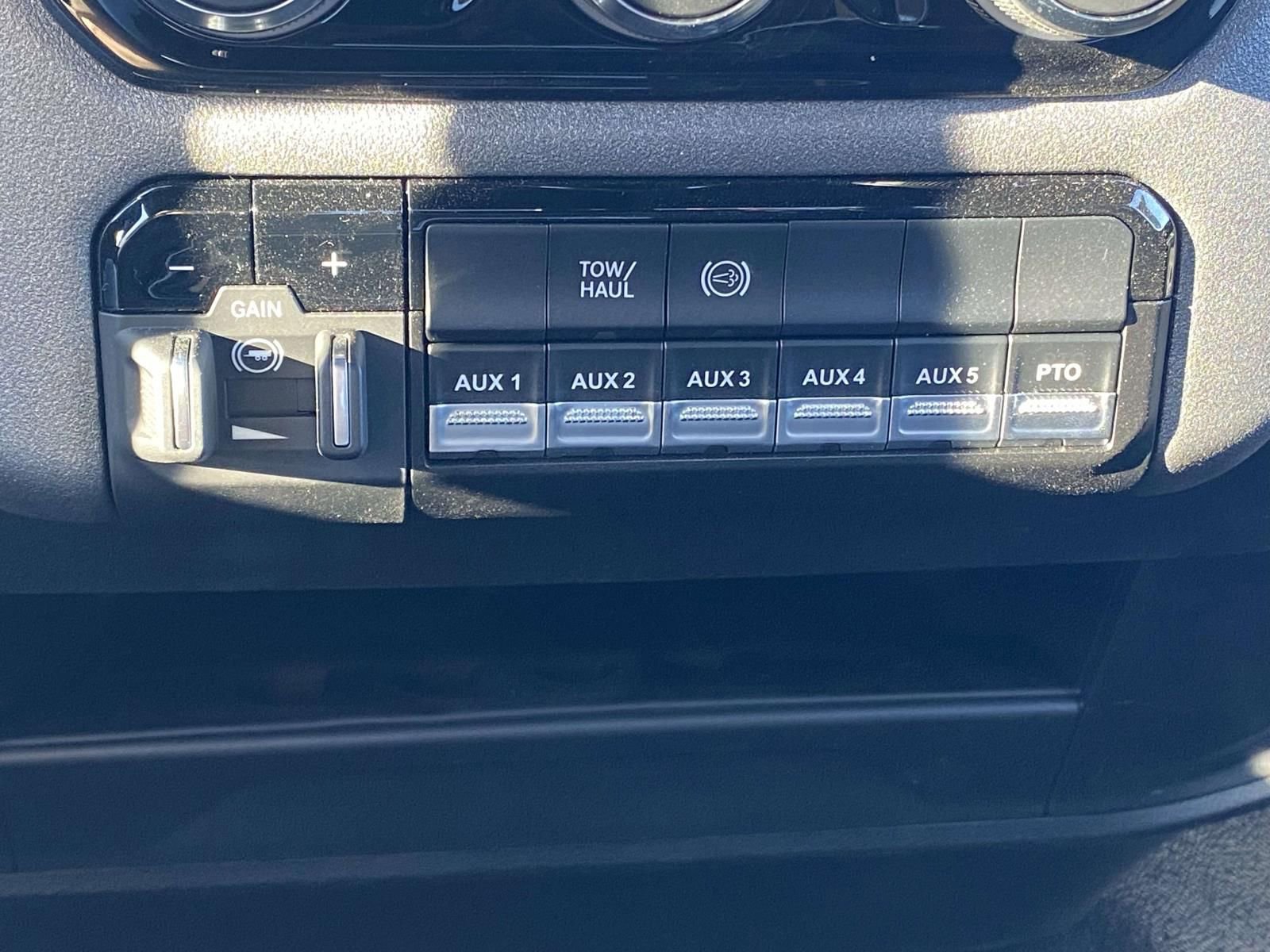 New 2026 RAM 3500 Tradesman image 26