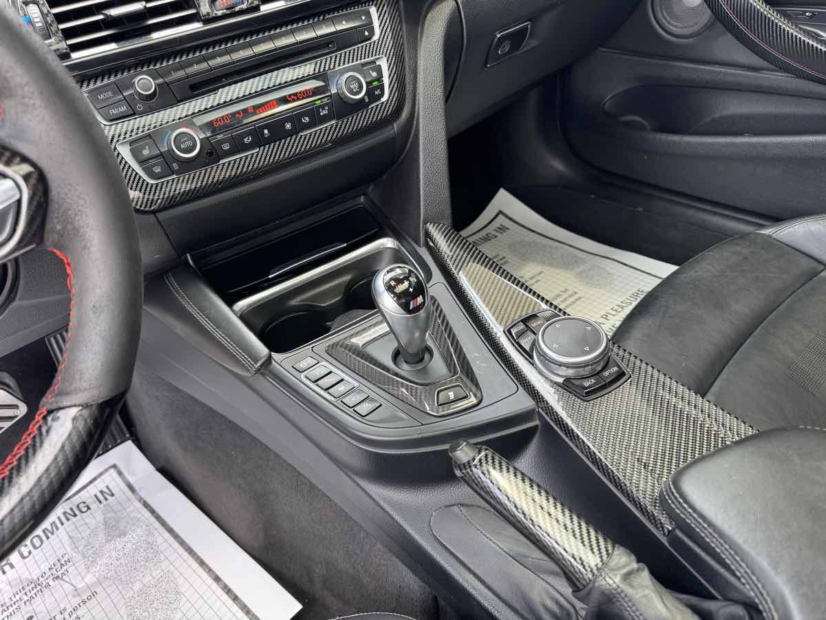 Used 2015 BMW M4 Coupe RWD image 25