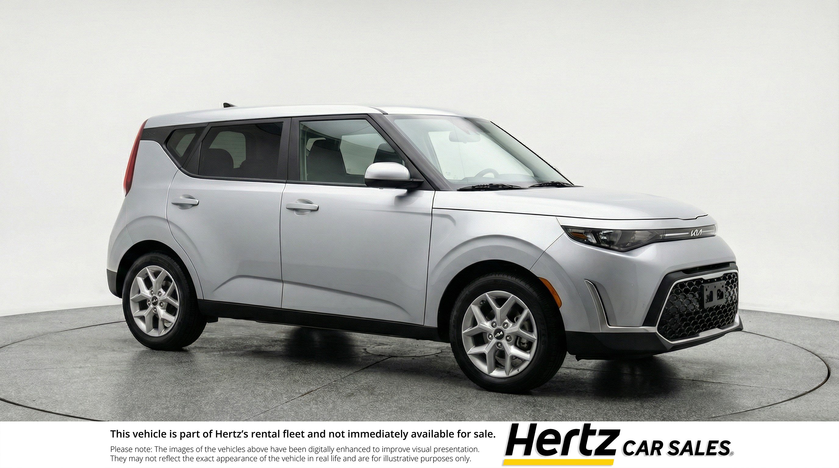 Used 2025 Kia Soul LX w/ LX Technology Package FWD image 1