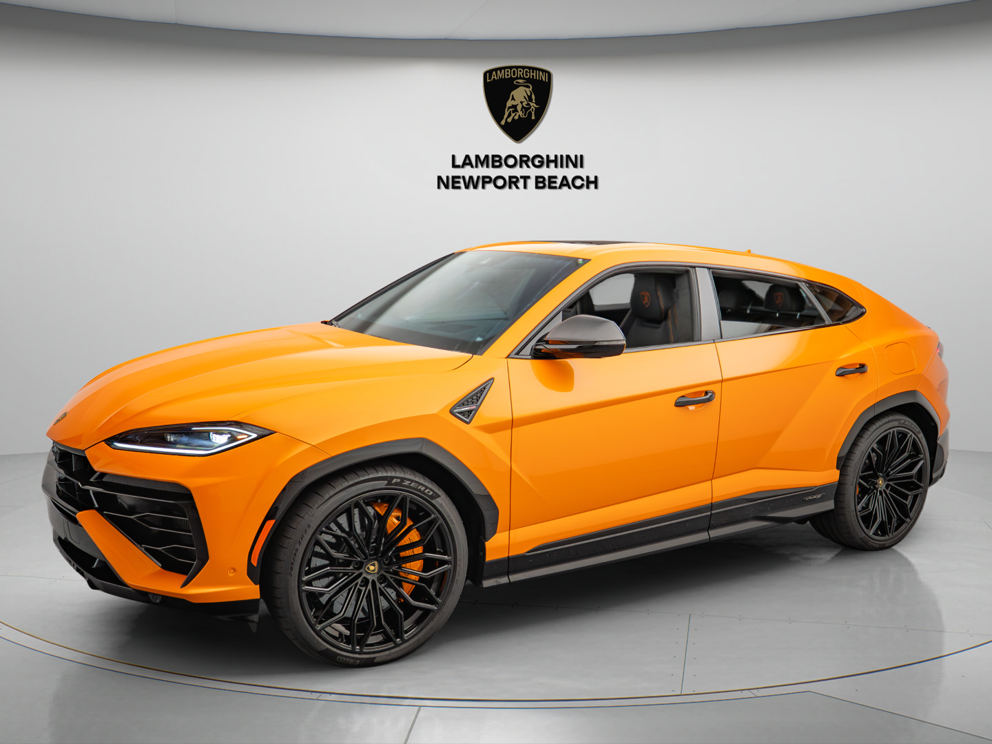 Used 2025 Lamborghini Urus S AWD/4WD image 4