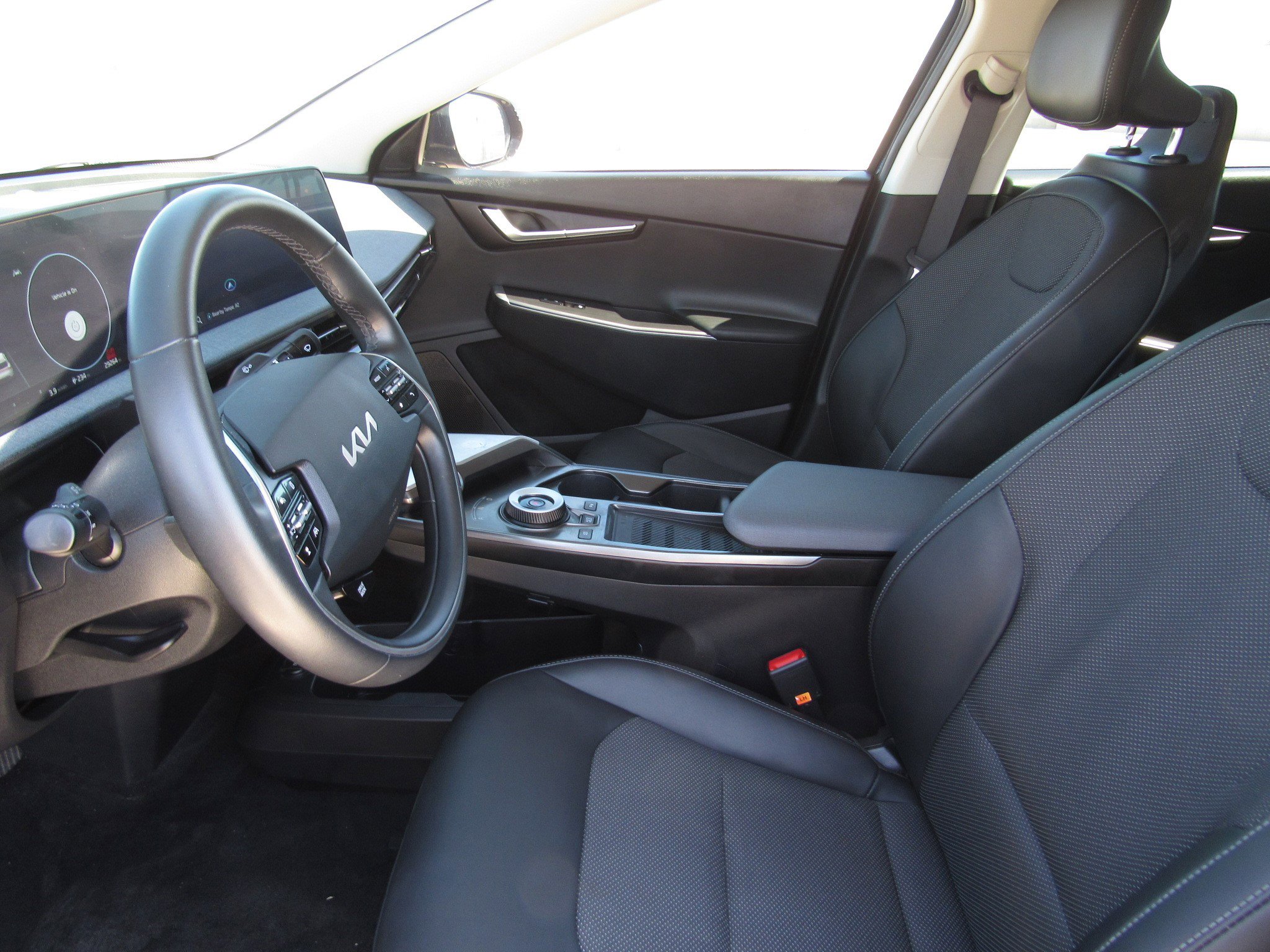 Used 2024 Kia EV6 Light image 13