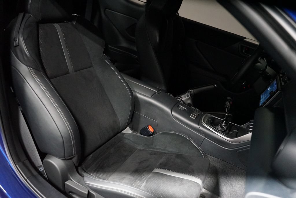 Used 2023 Toyota GR86 Premium RWD image 26