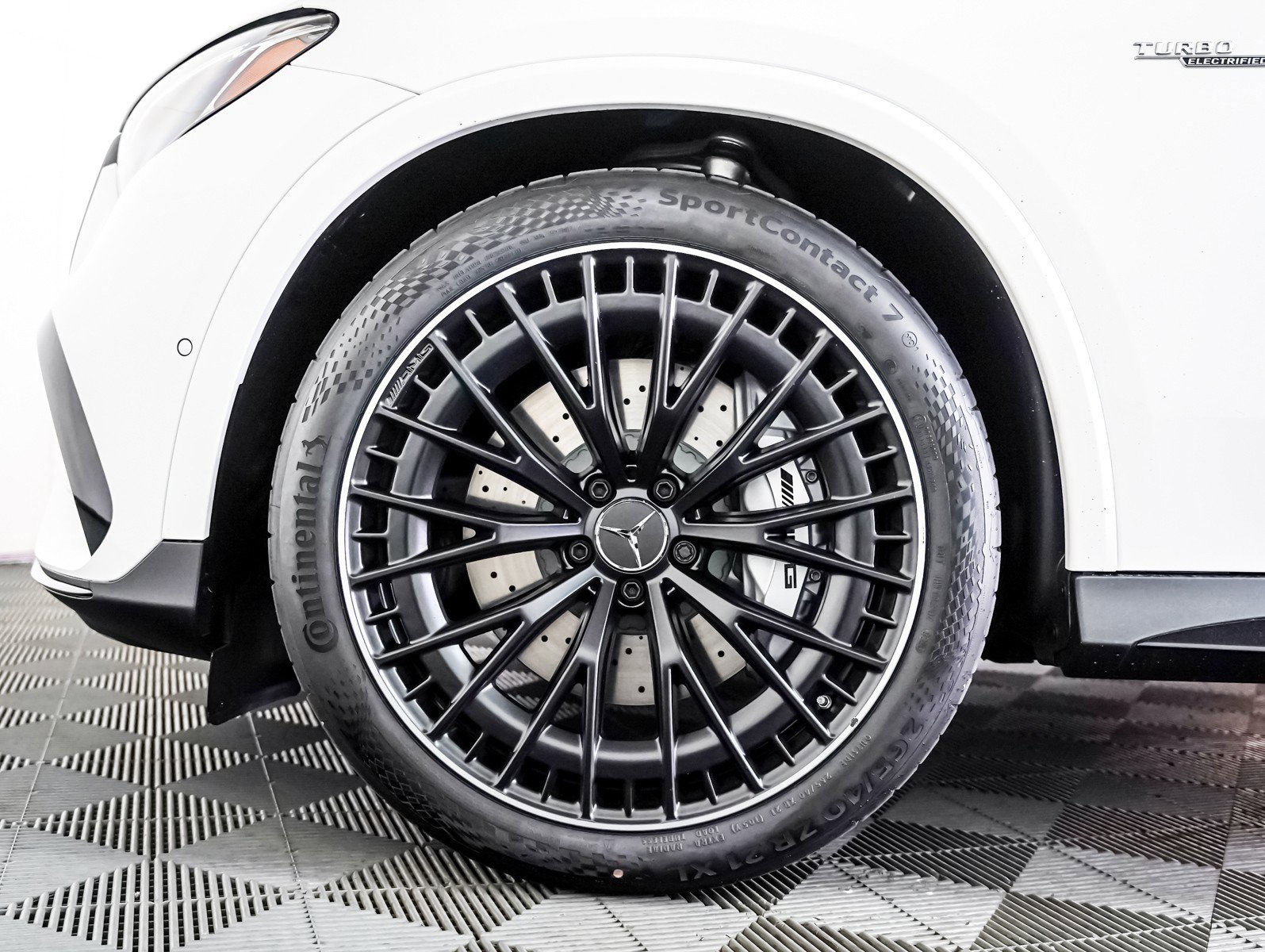 New 2026 Mercedes-Benz GLC 43 AMG 4MATIC image 6