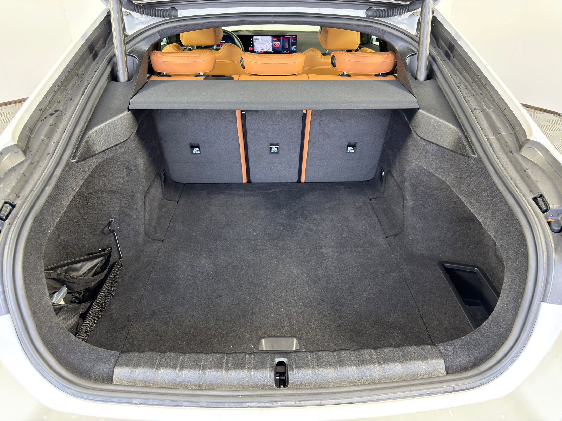 Certified 2023 BMW i4 eDrive35 image 32