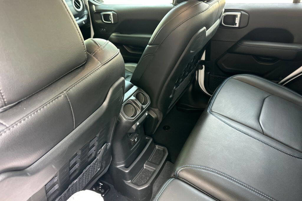 Used 2023 Jeep Wrangler Unlimited Rubicon 4xe w/ Steel Bumper Group image 12