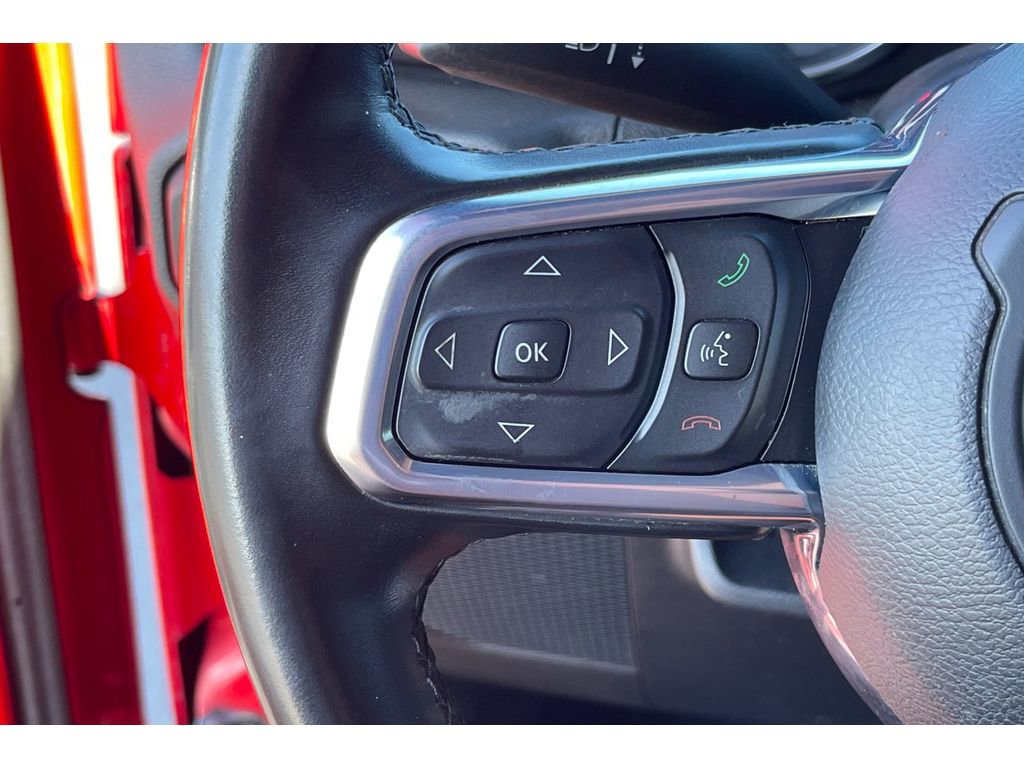 Used 2020 Jeep Wrangler Unlimited Sahara image 35