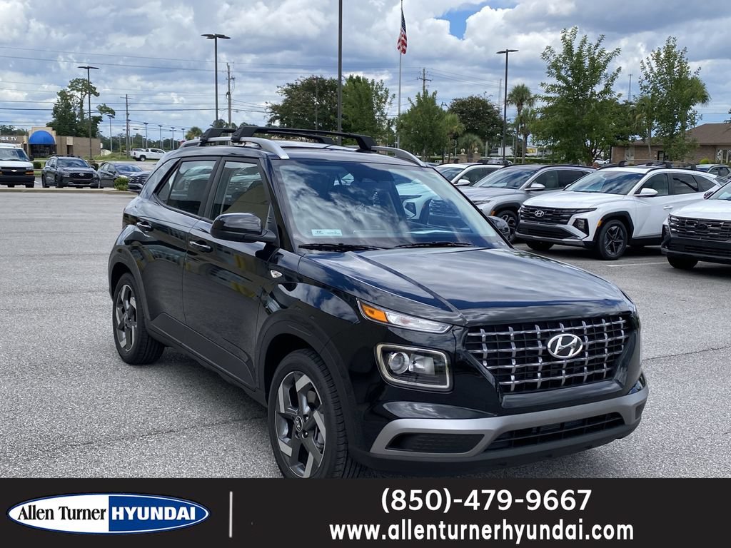 New 2026 Hyundai Venue SEL FWD image 1