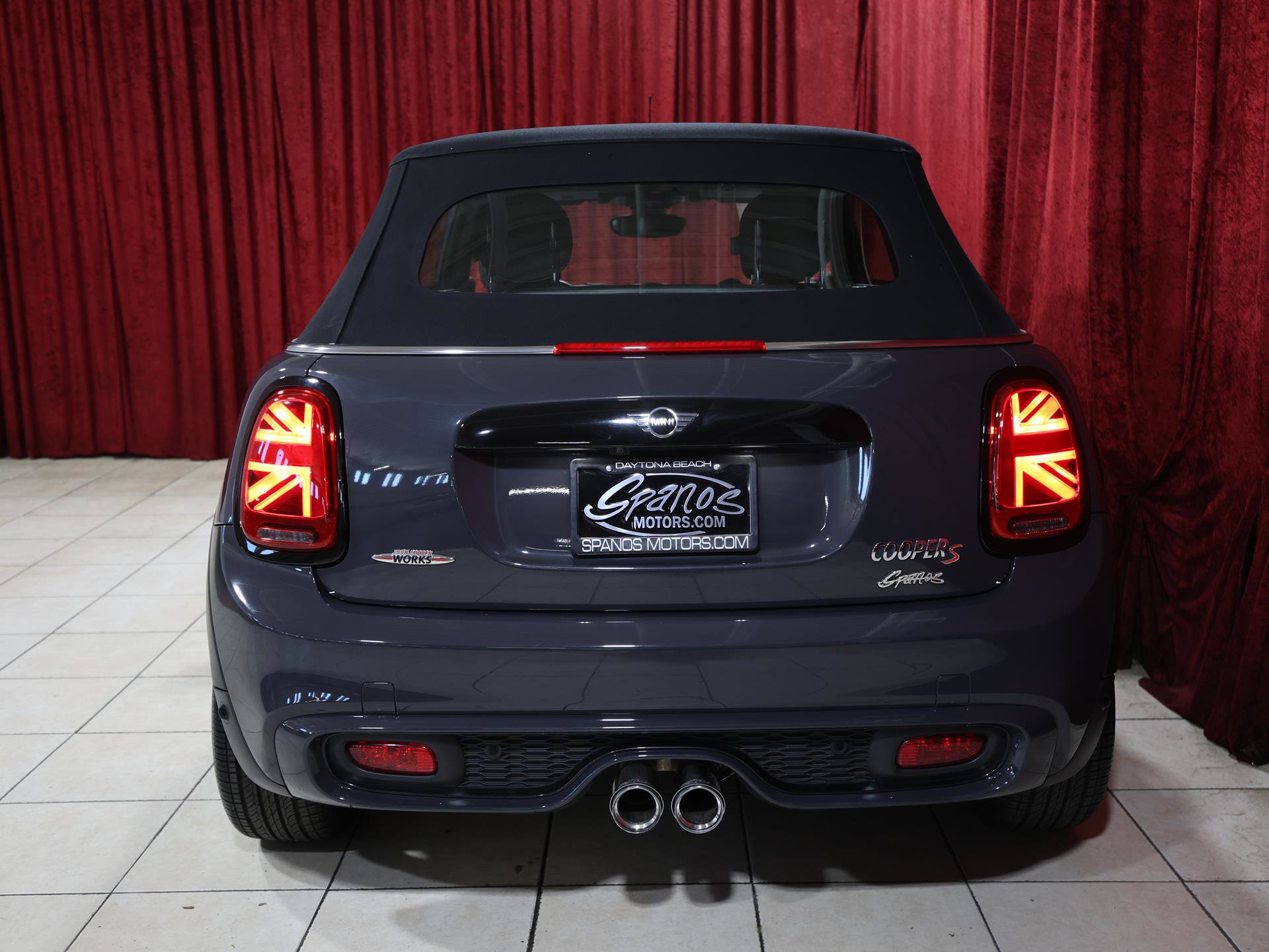 Used 2019 MINI Cooper S w/ Premium Package image 12