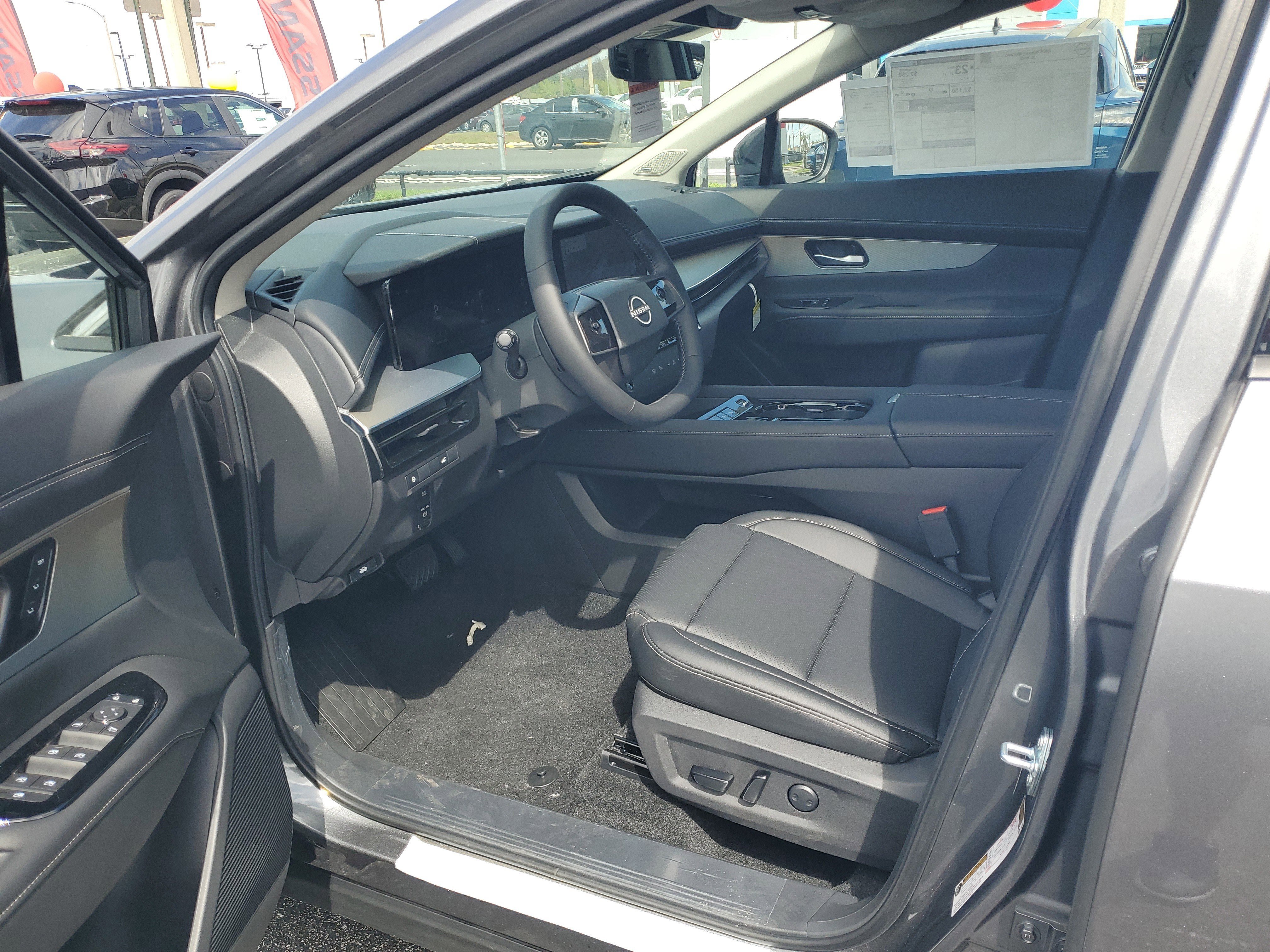 New 2026 Nissan Murano SL image 8