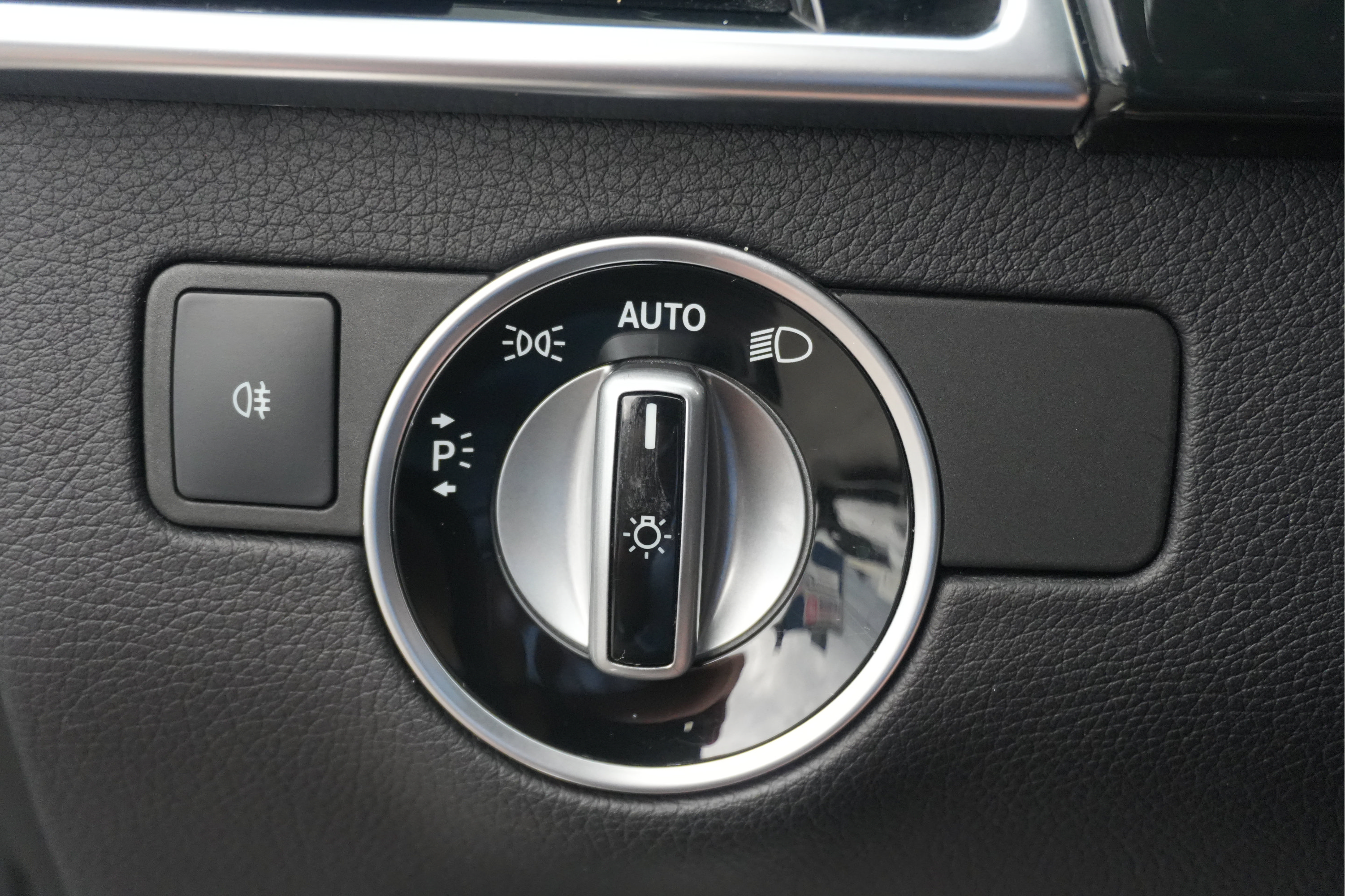 Used 2019 Mercedes-Benz GLE 400 4MATIC w/ Premium 1 Package image 35