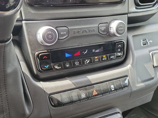Used 2025 RAM ProMaster 2500 w/ U-Haul Equipment Group FWD image 25