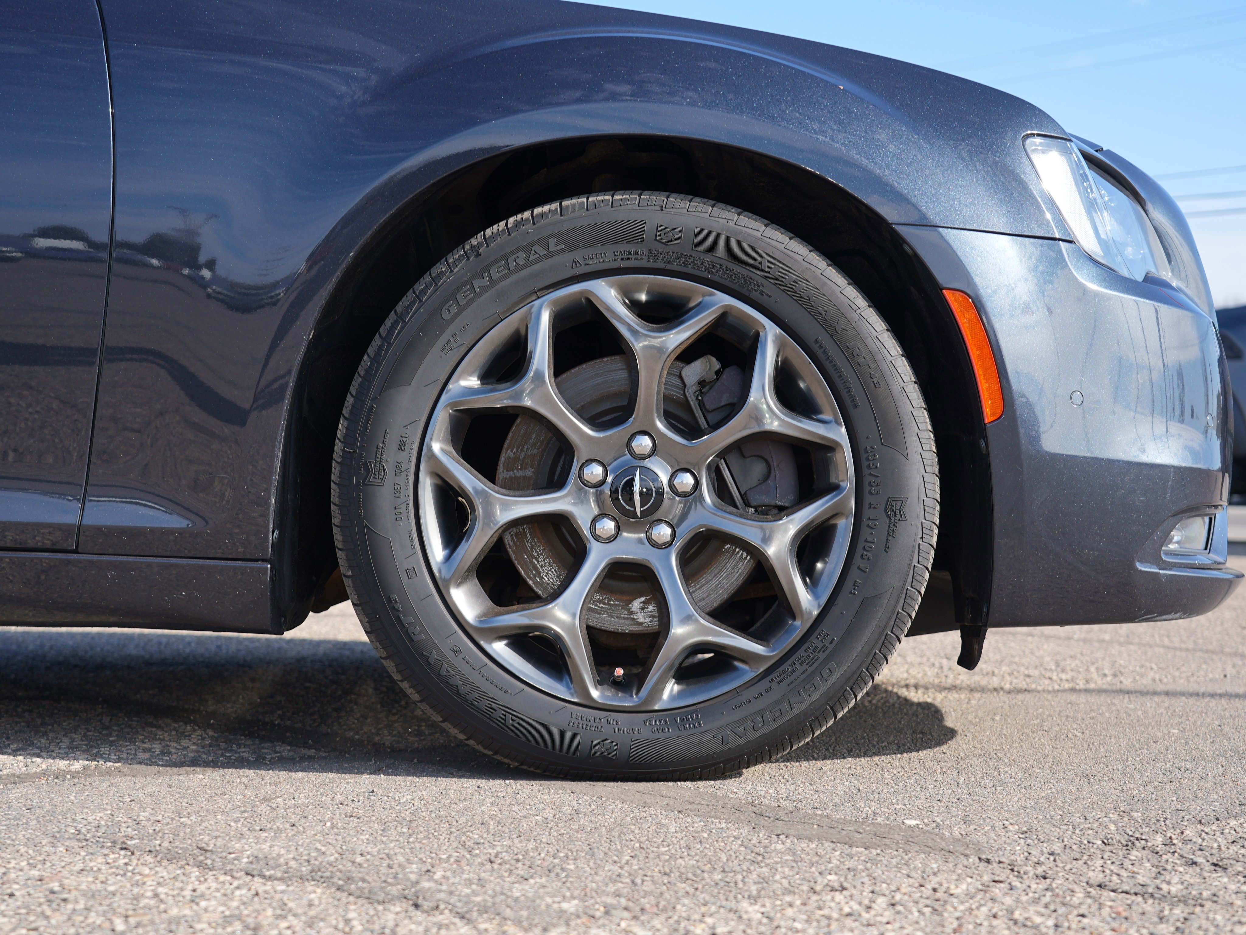 Used 2017 Chrysler 300 S w/ 300S Premium Group 2 image 13